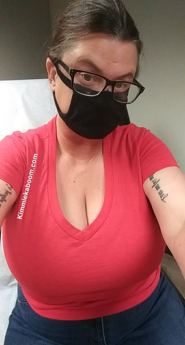 Good morning! At the doctors just getting blood work and making sure everything is okay! https://t.c<a href="/tag/avn"class="tags"><span>#avn</span></a><a href="/tag/kimmiekaboom"class="tags"><span>#kimmiekaboom</span></a><a href="/tag/avnstars"class="tags"><span>#avnstars</span></a>