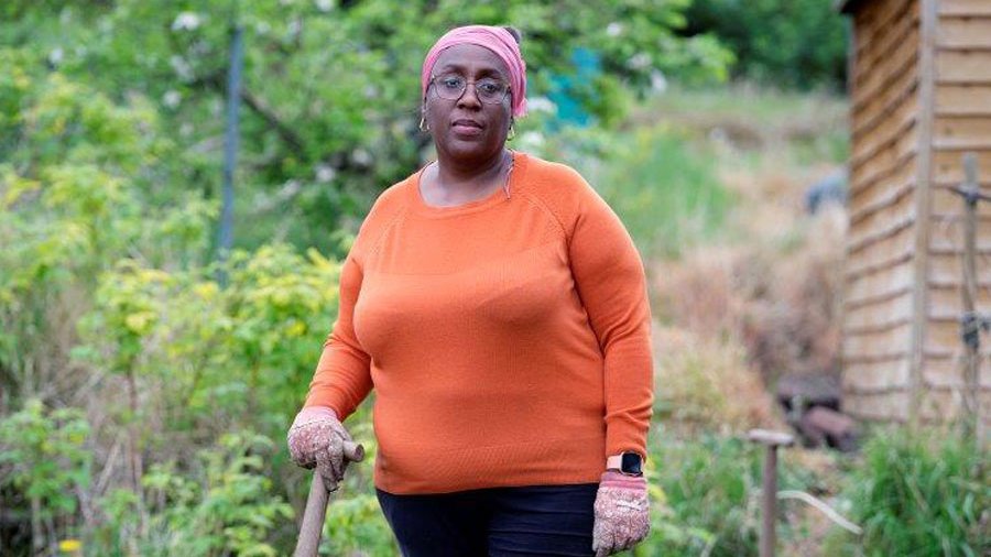 HistoriaEuropa's tweet photo. "Jenny Mclean remembers Nidiya"
@HistoricEngland commissioned 10 artists to document #Covid across the country, entitled #PicturingLockdown
See a selection of their images & backstories on our Covid Makes History page: https://t.co/drlL1P3BXd
📷 Anand Chhabra, Wolverhampton https://t.co/bUQs2KjYTx