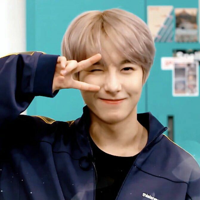 Halo ! Cadirel disini, siapa disana? 
Masih newbie kakak tolong bimbingannya yaaaa ~~

Mutualan? Rt nee jangan lupa fbnya
Fambest? Dm aja Direl ga gigit

#roleplayerindonesia #roleplayerkpop #roleplayeraccount #rp #rootrp