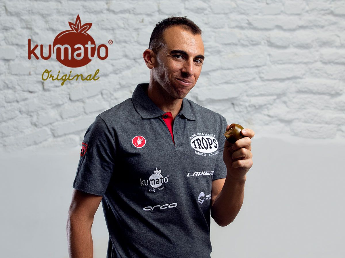 Para ganar ocho veces el campeonato del mundo de triatlón hay que ser perseverante, sobreponerse a las dificultades, cuidar la alimentación y salir todos los días al campo para entrenar duro. Valores que comparto con <a href="/Kumato/">Kumato®</a>. ¡Gracias por vuestro apoyo! buff.ly/2GIjBnj