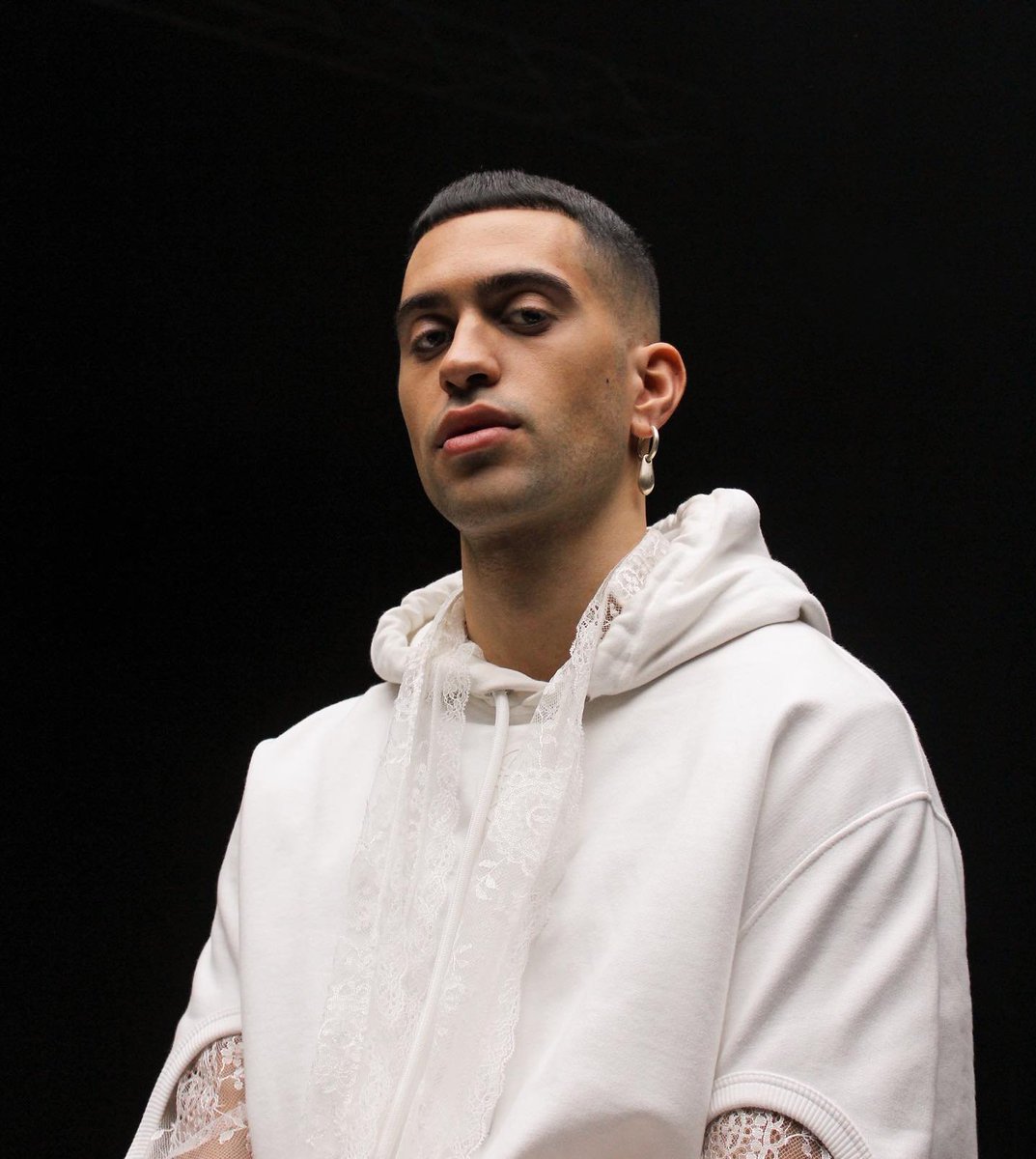 _esaurito_'s tweet photo. In una prossima vita voglio nascere @Mahmood_Music https://t.co/NjJrYMorbz