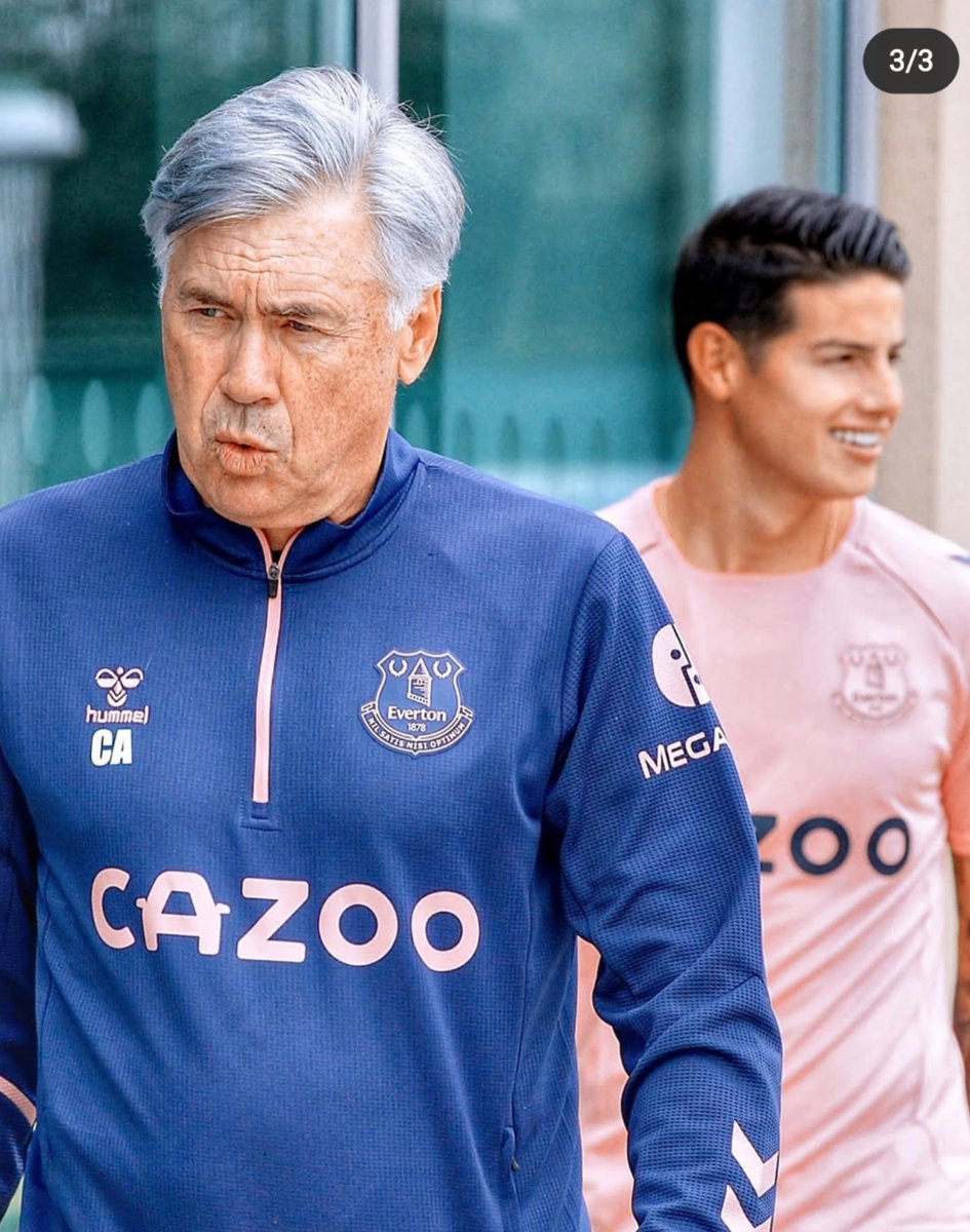 BANGIS1010's tweet photo. Father's and son. every hardship there will be a solution up #james #upcarlo #EvertonFC #james19 https://t.co/vAiLeJt5Lk