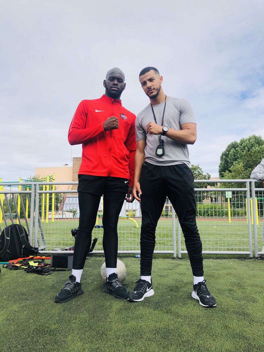 sa__my___'s tweet photo. Au charbon 💪🏾🙏🏾
Merci à toi @WissaEli d'avoir fait confiance à SbPower 🏴⚔️
#SbPower #WorkHard @OL https://t.co/HwUy3yIcGb