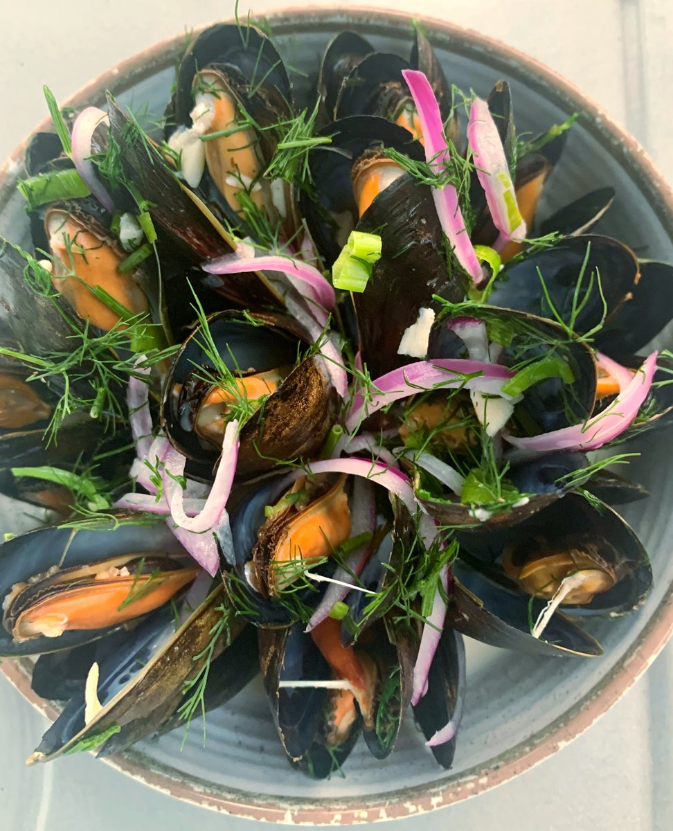 ThreefoldCafe_'s tweet photo. All you can eat mussels! For $35pp you eat your fill! With 5 different flavor combos &amp; a bowl of fries, what else do you need for a great night out!
#miamidinner #miamirestaurants #miamifood #coralgablesdinner  #coralgablesfood #supportlocalfl #miamifoodies #bestmiamirestaurants https://t.co/yoSzW8hwvz