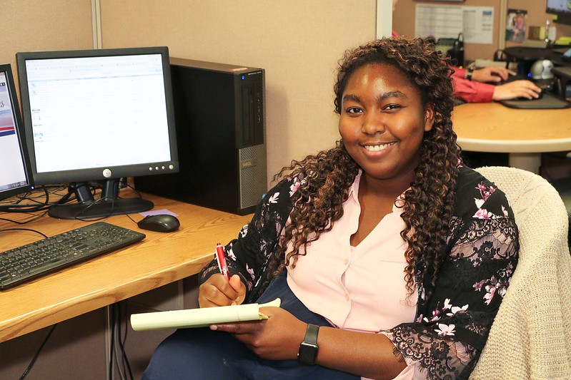 santaclarita's tweet image. Are you looking for a college internship in local government? The City has two intern opportunities open for applications now—one in the City Manager’s Office (closes 9/21) and one in Technology Services (closes 9/18). Consider applying today at santa-clarita.com/jobs!