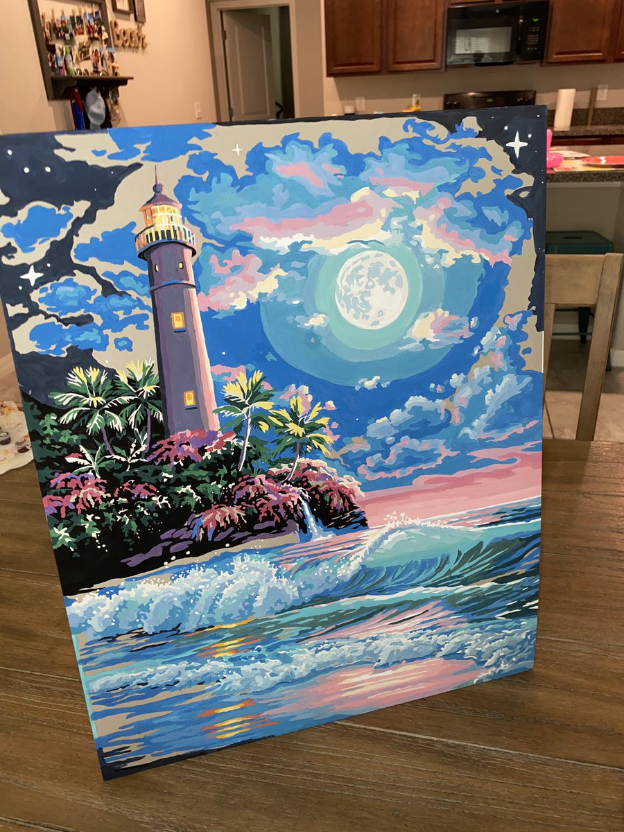 katytxylor's tweet photo. just trying to show off my painting 🤩🎨 https://t.co/b9QLeuSBjP