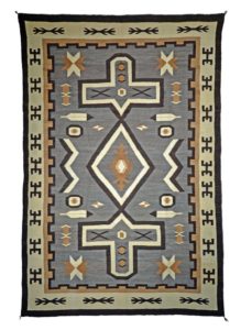 Handweaving Navajo rugs is a meticulous and time-consuming art, sometimes taking 3 months to complete a single piece.

ow.ly/kMdA50Bnt1V