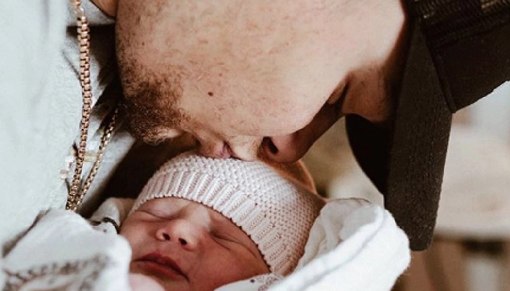 She's got me wrapped around her little fingers already.

My Addi, my little Addi-bear.

Daddy loves you more than you'll ever know.