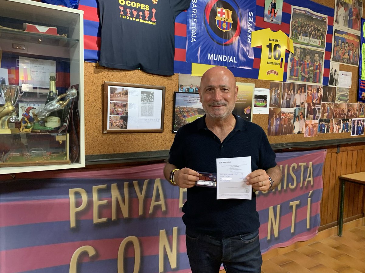 JIMacia's tweet photo. Primera part de la feina, feta. Cada dia que passen al Club, l’enfonsen una mica més. Fem-los fora, fem fora la màfia. @MesQueUnaMocio #foralamafiadelcampnou #juntadimissio #Bartomeu_Out #MesQueUnaMocio #MocioFCB #Mocio2020 #BartomeuDimissio https://t.co/q9LMsy1yRN