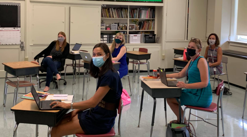 MamaroneckED's tweet photo. #Fall2020Restart #WeAreMamaroneck #ReadyForStudents All teachers across the District participating today in Day 5 of planning meetings, professional development webinars and tech orientation. They are SO excited to see their students tomorrow!! (Gr K, 6, 9 & 10 will be in-person) https://t.co/av1h96pYPd