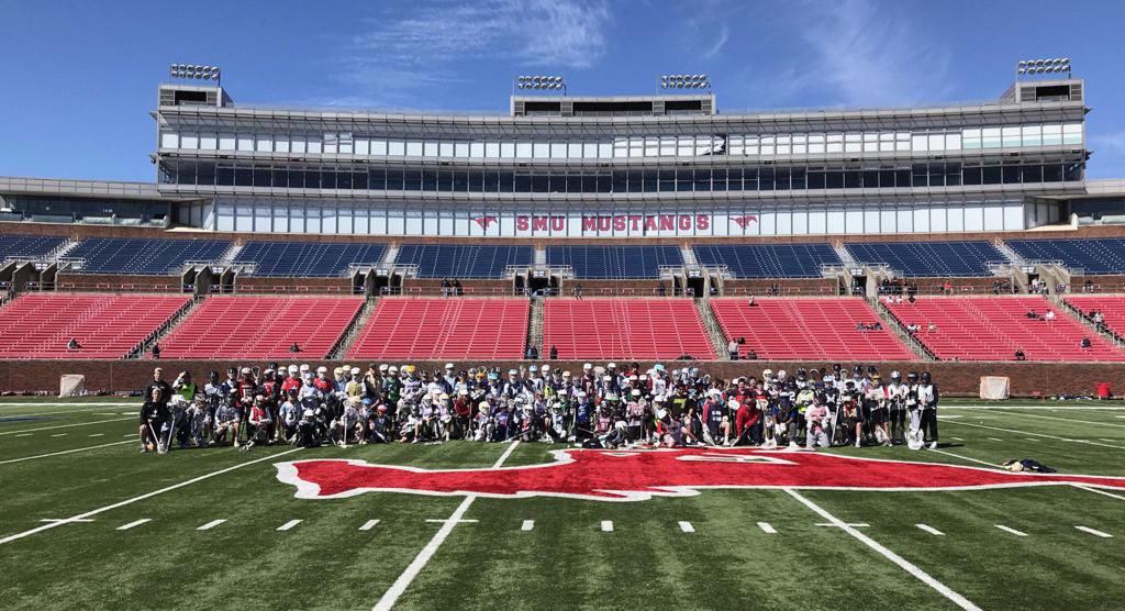 StickStarLax's tweet photo. No other program has traveled the LoneStar State 2 provide training like StickStar. Teaching 1000s of players at an incredible rate. Our 1st seminar of 2020 is this WKND. Head to https://t.co/OCTZrwVMTZ for more details. Here is a history of our training!  https://t.co/Etg0qYrJhf https://t.co/5NM7eY64VO