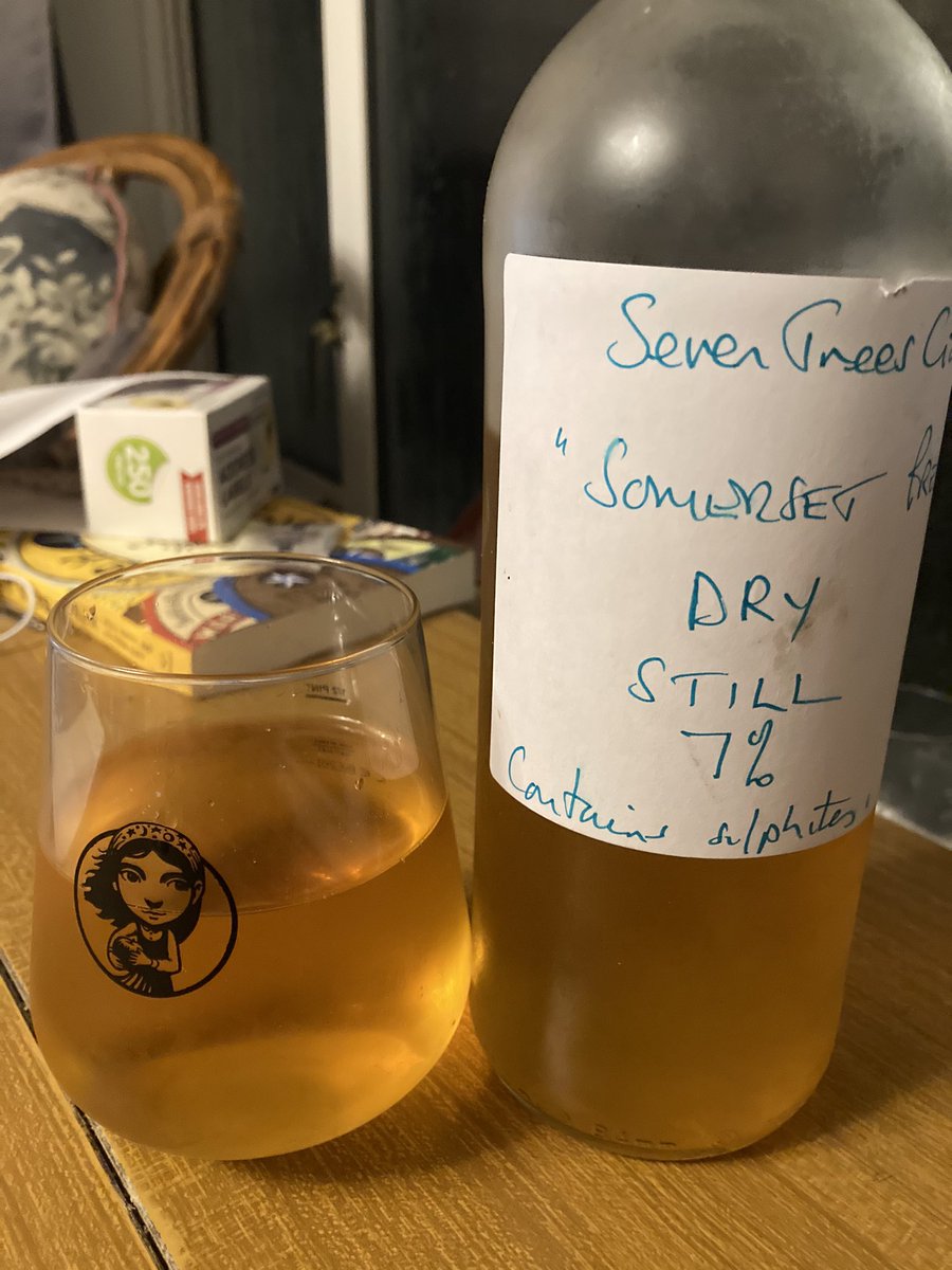 It’s The Most Wonderful Time of the Year with Andy Williams’ complex, astringent, woody, West Countryish very drinkable blend from Somerset