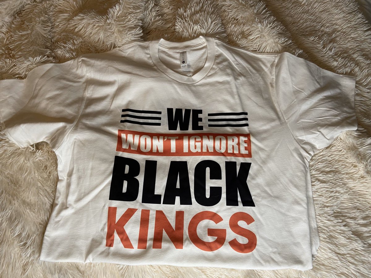 Kierra_DeB's tweet image. Y’all be sure to go to @whatweignore Instagram and enter into the contest. You don’t want to miss out on the free t-shirt giveaway. Be sure to follow the instructions and be on the look out for the upcoming fall collection.❤️ #whatweignore #letsdiscussit