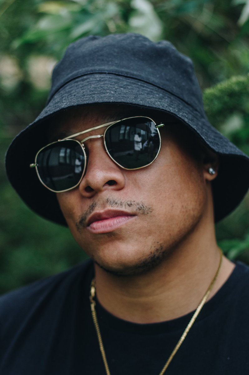 📸 taken by <a href="/TobiOlasupo/">Tobiás</a> 

One of my personal fav 🕶 from the 4 new <a href="/IKONbyIronik/">IKON by Ironik</a> styles ‘GREEN OPAL’ available tomorrow at 9AM. 🙏🏽