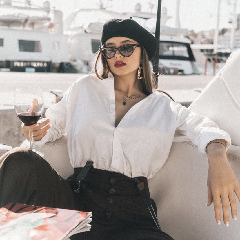 sashardgz's tweet image. ⠀ ⠀⠀⠀ ⠀ ⠀ ⠀ ⠀⠀⠀ 
⠀ ⠀ ⠀⠀⠀
 ⠀ ⠀⠀𝖭𝗈 𝖾𝗌 𝗈𝗋𝗈 𝗍𝗈𝖽𝗈 𝗅𝗈 𝗊𝗎𝖾 𝗋𝖾𝗅𝗎𝖼𝖾.

⠀ ⠀⠀⠀ ⠀ ⠀⠀⠀ ⠀ ⠀ ⠀⠀ 𝙎𝖺𝗌𝗁𝖺 𝙍𝗈𝖽𝗋𝗂́𝗀𝗎𝖾𝗓