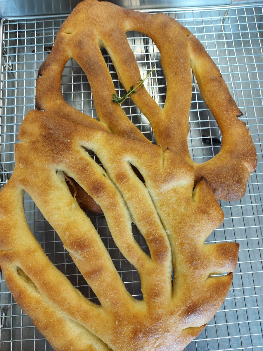 WaterfrontDC's tweet photo. Fantastic to see our @donnycollege Level 3 Patisserie and Confectionery Students today. Excellent Garlic &amp; Herb Fougasse and Ciabatta Bread and Dough products. #skills #pastrycourse #welcome #chefs https://t.co/mFYgpyWWKj