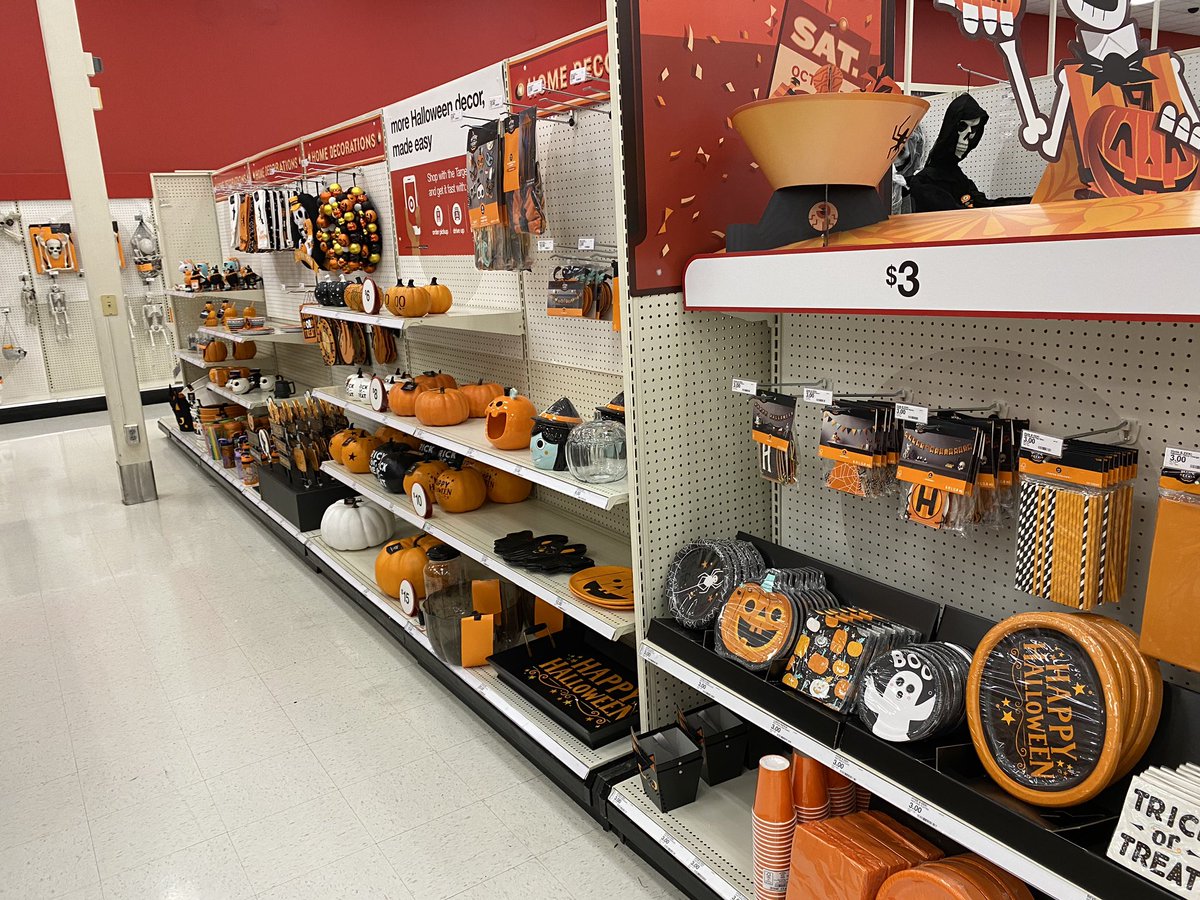 LoganStaple805's tweet photo. Things are getting Spooky here at 1792. From truck to floor zero trapped transition to be had! @Meredith_target @Eric_Camarata @TLAlyssa1792 @denney_alicia https://t.co/Y4qj9F7ZOP