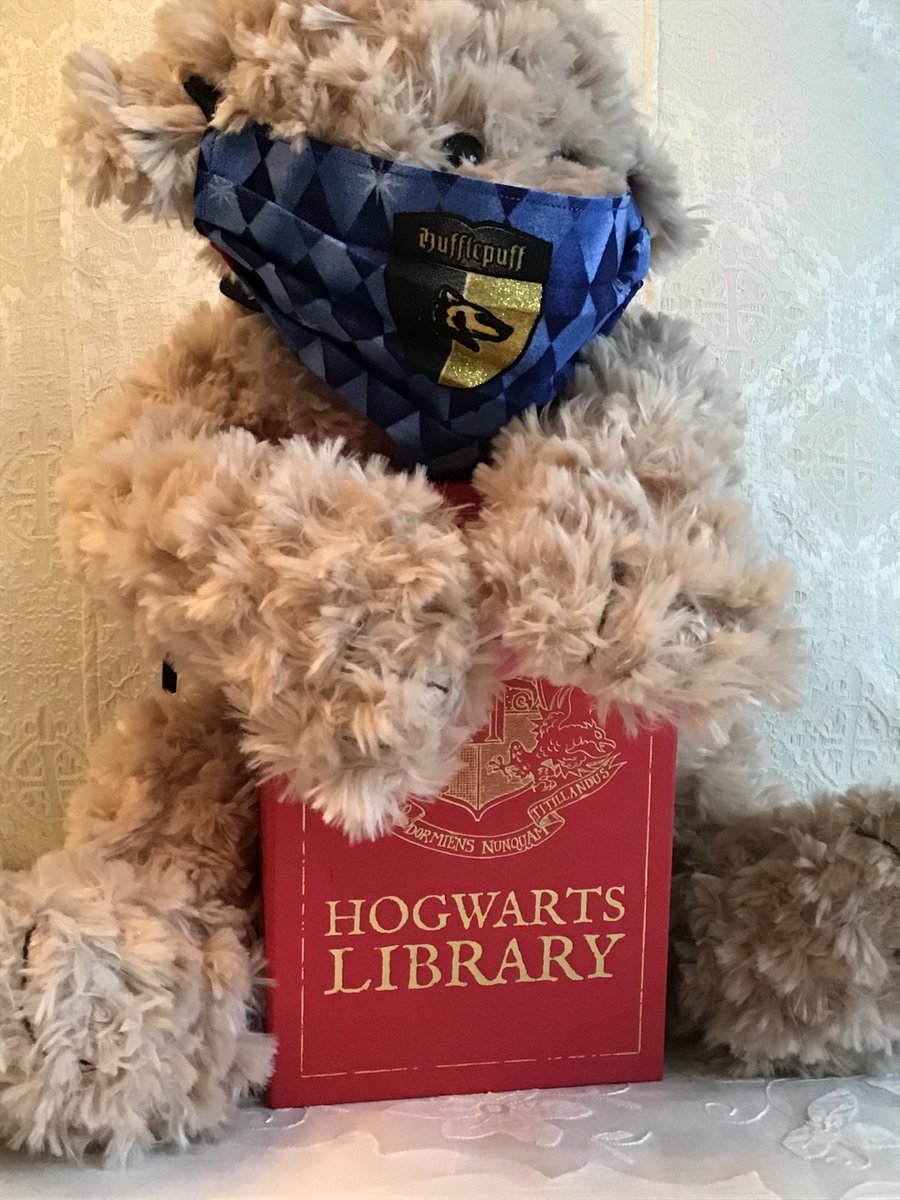 LoveWorksByS's tweet photo. Hogwarts House Face Masks 25% off!  Choose your house!
Etsy shop LoveWorksBySuzanne: https://t.co/ZaT6JNU4cX
#HogwartsHouses #HogwartsFandom #HarryPotter #HarryPotterFandom #Gryffindor #Ravenclaw #Hufflepuff #Slytherin #HandmadeFaceMasks #LoveWorksBySuzanne #LoveBearsAllThings https://t.co/IKAxl7YxPG
