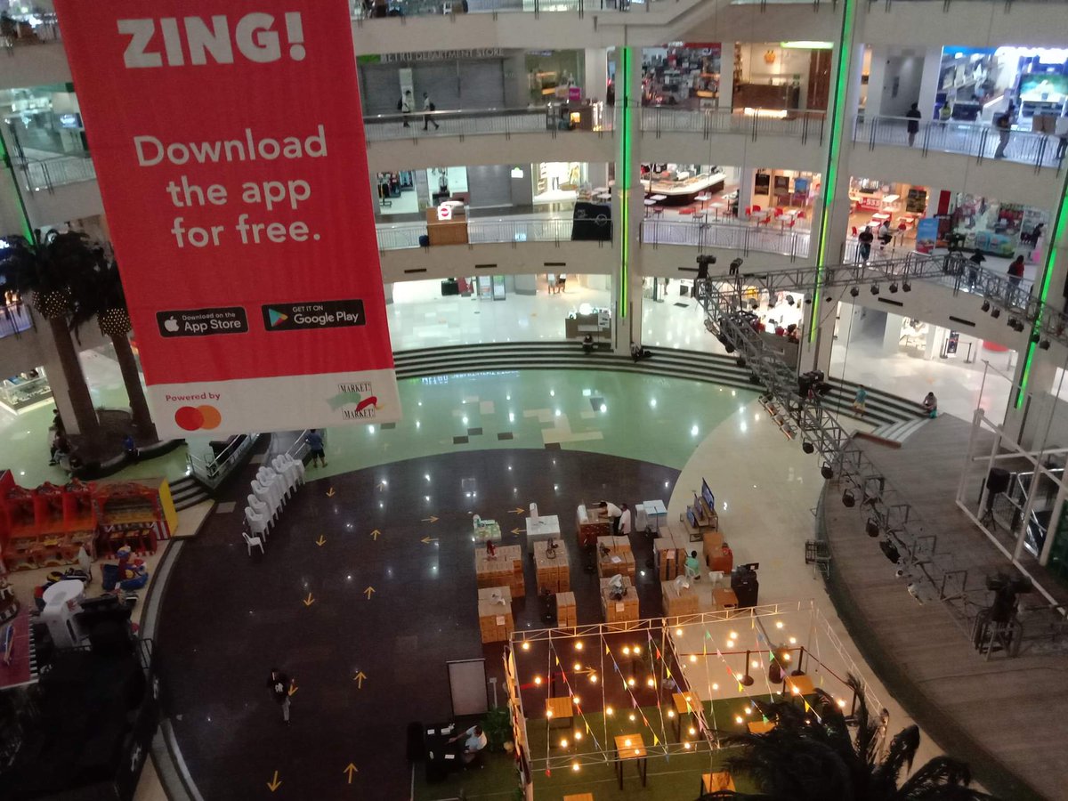 taguigeno's tweet photo. NEW NORMAL MARKET MARKET

Jha Ocimaer shared to us how @MarketMarketBGC looks like today.

READ: https://t.co/QhUEjf7DCO https://t.co/R8ZQvgc0DR