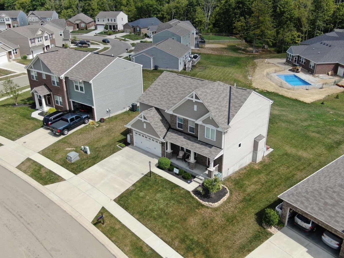 New build community Glendower in Cleves, OH.  A framed picture of one’s community/house is a great gift idea.  Contact TriSt_Aeroview for your aerial photography needs. #aerialphotography #cincinnati #community #westside #harrison #cleves #cincinnatirealestate #survey