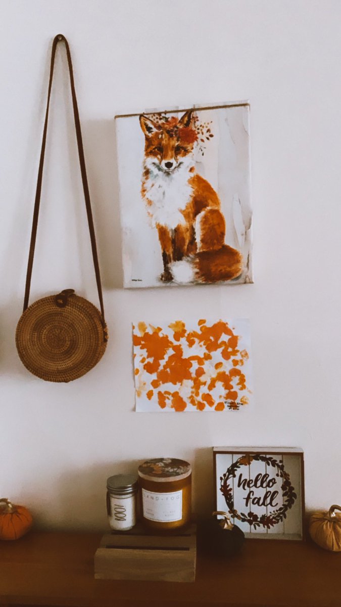 Sunsheaa's tweet photo. getting ready 🍂 https://t.co/r9OOvXx6yD