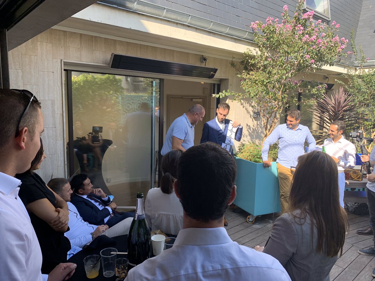 SCAMACIMMO's tweet photo. 🔸 #EnDirect de notre journée portes ouvertes @SCAMACIMMO ! 

Nos clients et nos partenaires ont répondu présent pour cette journée exceptionnelle pour partager ce moment de convivialité et d'expertise 👌

C'est souvent avec le sourire que les plus grandes transactions se font 😉 https://t.co/rSpVNlipyX
