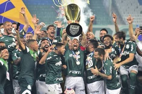 FDoNegoNey1's tweet photo. @gavioesoficial E como sangra em seus gambás hahahahahaha https://t.co/2qcQGWDI6X