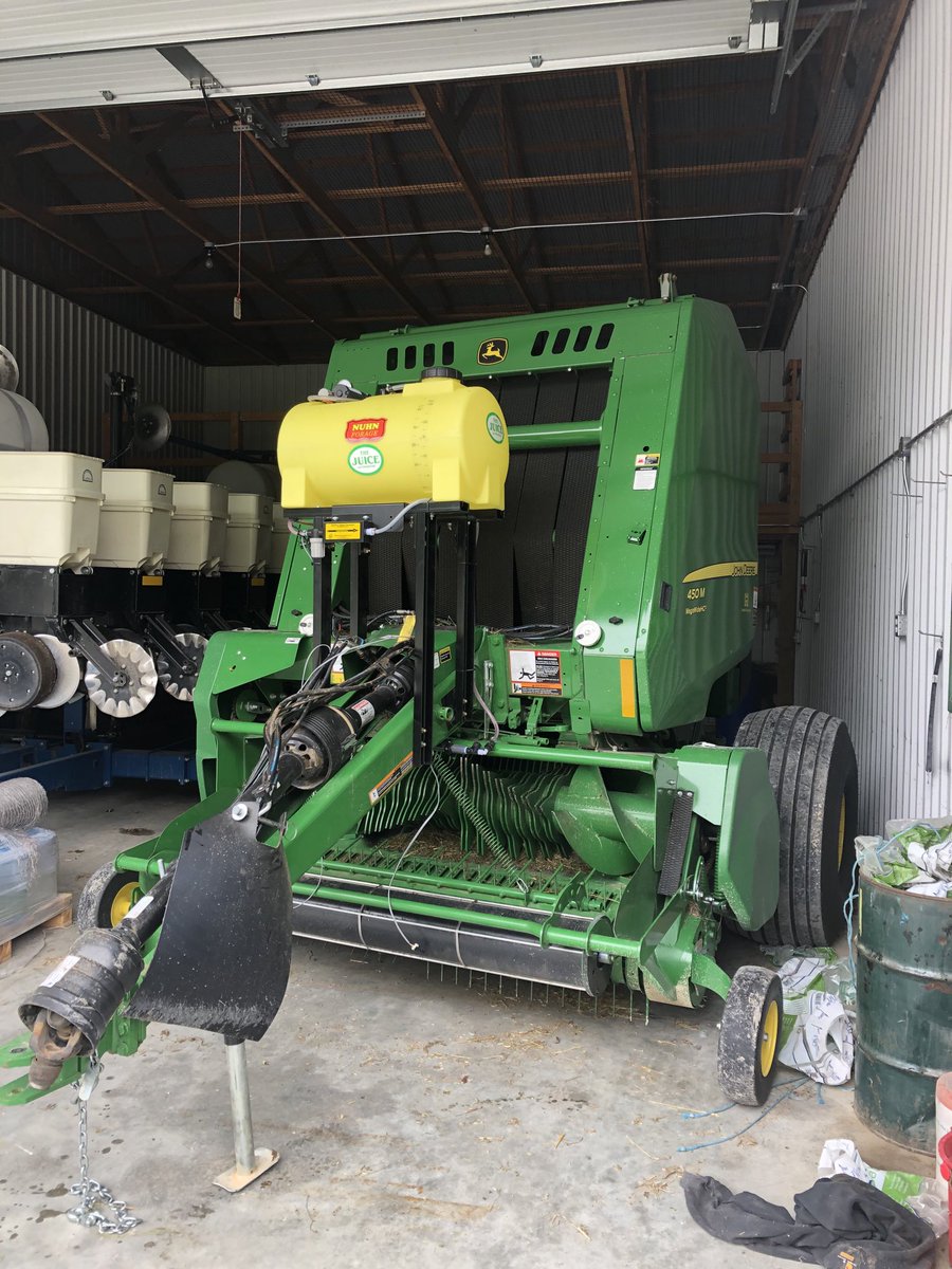 OChaffe's tweet photo. New baler and applicator already for next years hay season thanks ⁦@NuhnForage⁩ ⁦@HuronTractorLtd⁩ https://t.co/9OuCA2poPN