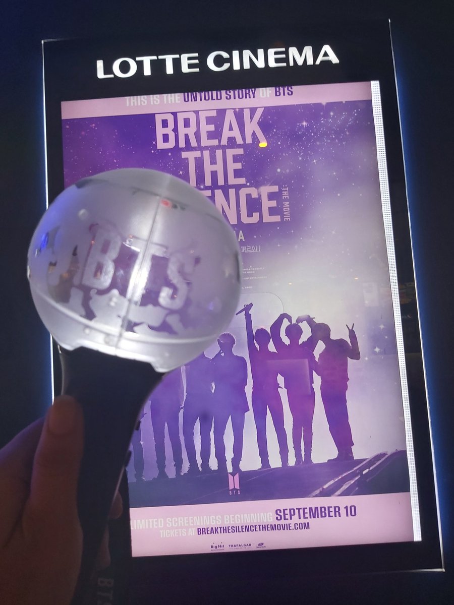 LinhAmy7's tweet photo. BREAK THE SILENCE BTS🥺
#BTSARMY https://t.co/kloL6PTbMB