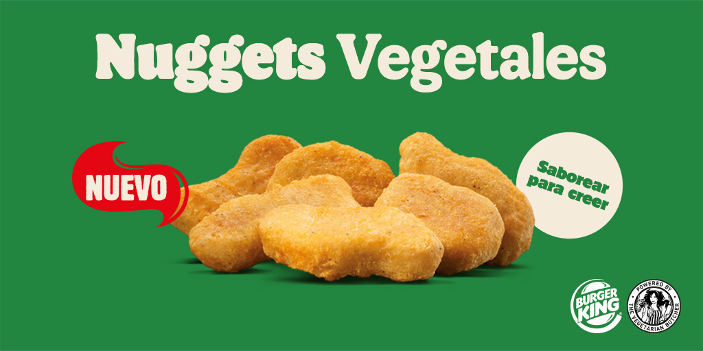 UnileverFS_es's tweet photo. ¡@Vegebutcher_es y @BurgerKing se unen para traerte los nuevos #NuggetsVegetales! Un clásico reinventado elaborado con una base tierna y jugosa de proteína vegetal que te hará creer en la carne del futuro. ¡Saborear para creer! https://t.co/1e3FW4Sa8F