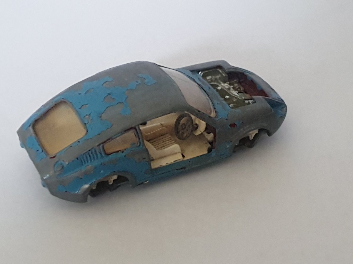 WeLoveDiecast's tweet photo. Here's our #BashedUpThursday entry Corgi Diecast Toys No 341 Mini Marcos GT850 #WeLoveDiecast #Corgi #CorgiToys #MiniMarcos #Diecast #VintageToy #ToyCar https://t.co/87pM3UDbTJ