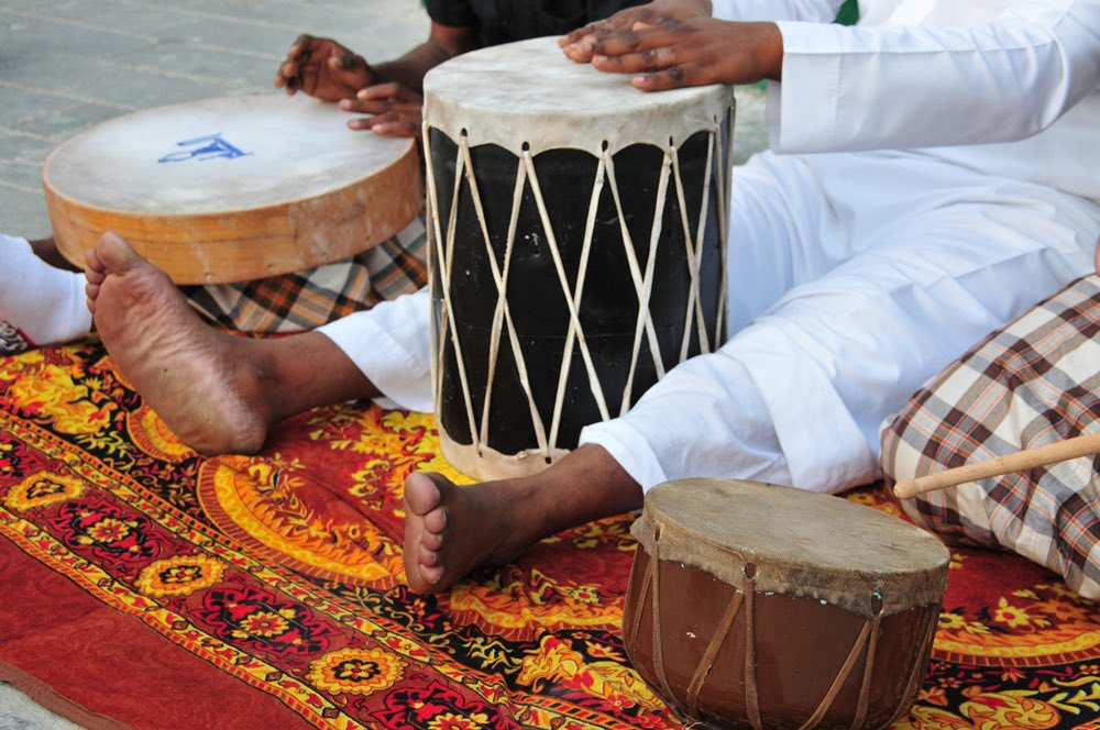 KSAForUNESCO's tweet photo. Recognized since 2016 on @UNESCO’s Intangible Cultural Heritage list, AlMezmar is a coordinated performance of drumming and dancing passed down from generation to generation in #SaudiArabia. https://t.co/Je3Uasw8l6