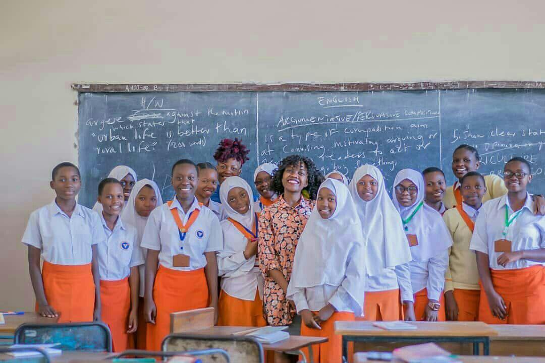 cdftz's tweet photo. Jesca uses songs, poems, dance and paintings to advocates for Sexual and Reproductive Health and Rights among young people. She has managed to reach 465 young people, raising awareness on SRHR in Dar es Salaam Region.

Asante @FORWARDUK &amp; @cdftz  for empowering young people. https://t.co/6zZILFIiae