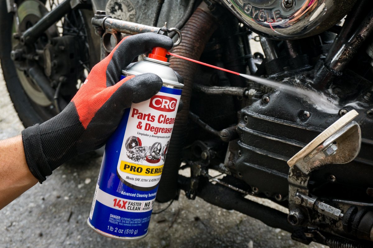 CRCAuto's tweet image. When you're working with older cycles, projects can get dirty. Cut through the grime with CRC Parts Cleaner &amp;amp; Degreaser and See the New Speed of Clean™!
-
#crcauto #motorcycle #partscleaner #degreaser #caferacer #motorcyclerepair #mechanic #carmaintenance #harleydavidson #diy
