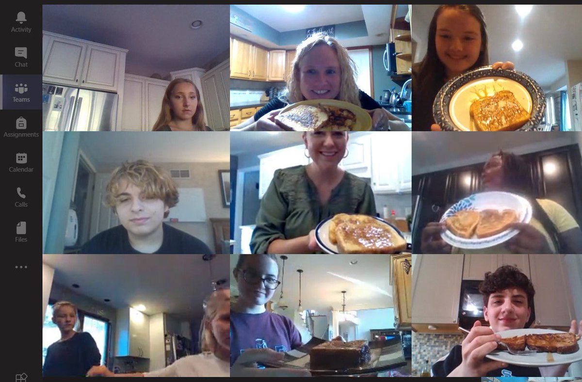 schollaert_8's tweet photo. @SV_RGMS @SVCyberEd students starting the day having breakfast with new friends and new teachers. We are fueling our minds and our bodies! #CyberSchool #schooldays https://t.co/PRMqJQqQOX