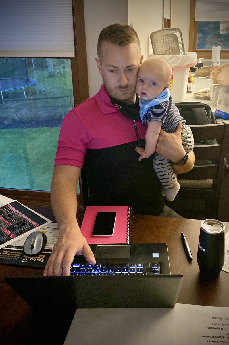 MEL_tmo's tweet photo. It’s been a crazy year to say the least &amp; we’ve been busier than ever! Thank you for always making time for our family, we love you! #HappyBirthday Ryan @RL_tmo!!! 🎉 ❤️ ♥️ 🎉 https://t.co/UIEguz0c5g