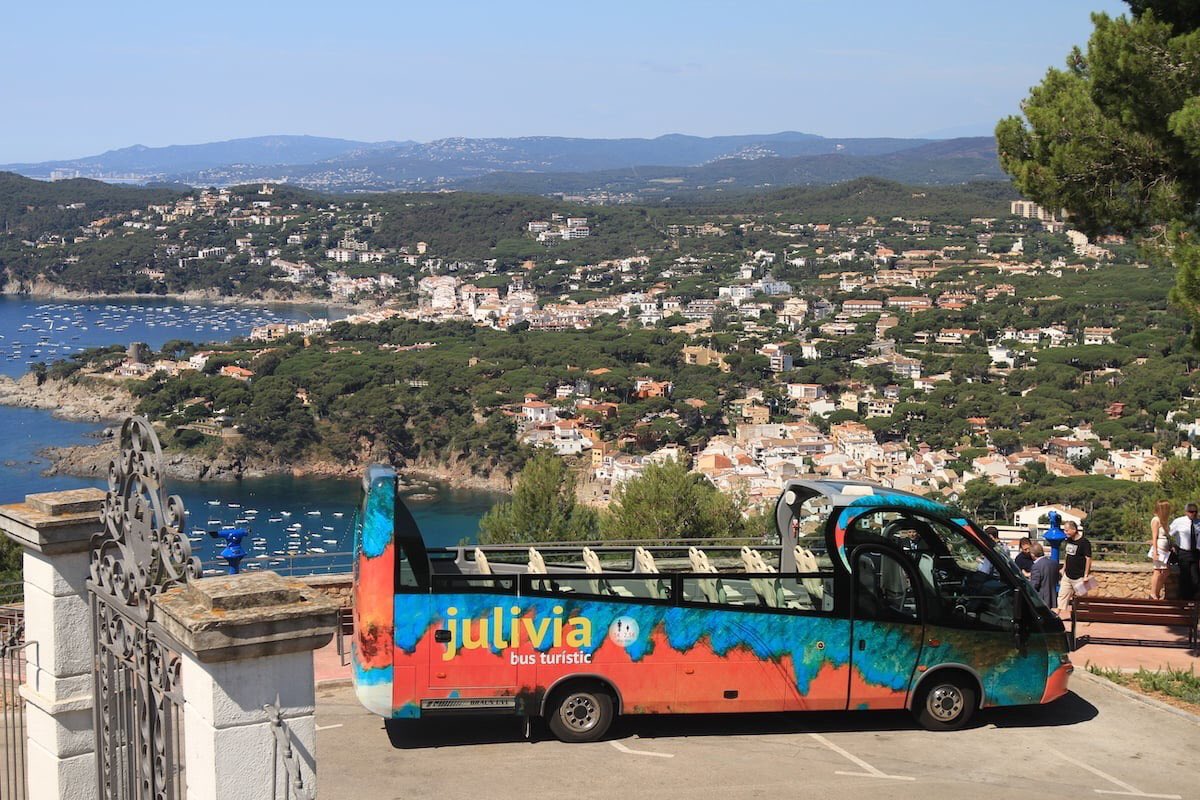 ipeppalafrugell's tweet photo. 🚍 El JULIVIA BUS, finalitzarà el servei el proper 13 DE SETEMBRE, tancant així la temporada d’estiu. 

https://t.co/vkYFa1dxzZ #JuliviaBus #BusTuristic #Palafrugell @ajpalafrugell @RPalafrugellFM @MoventisInfo https://t.co/Qh86J32v80
