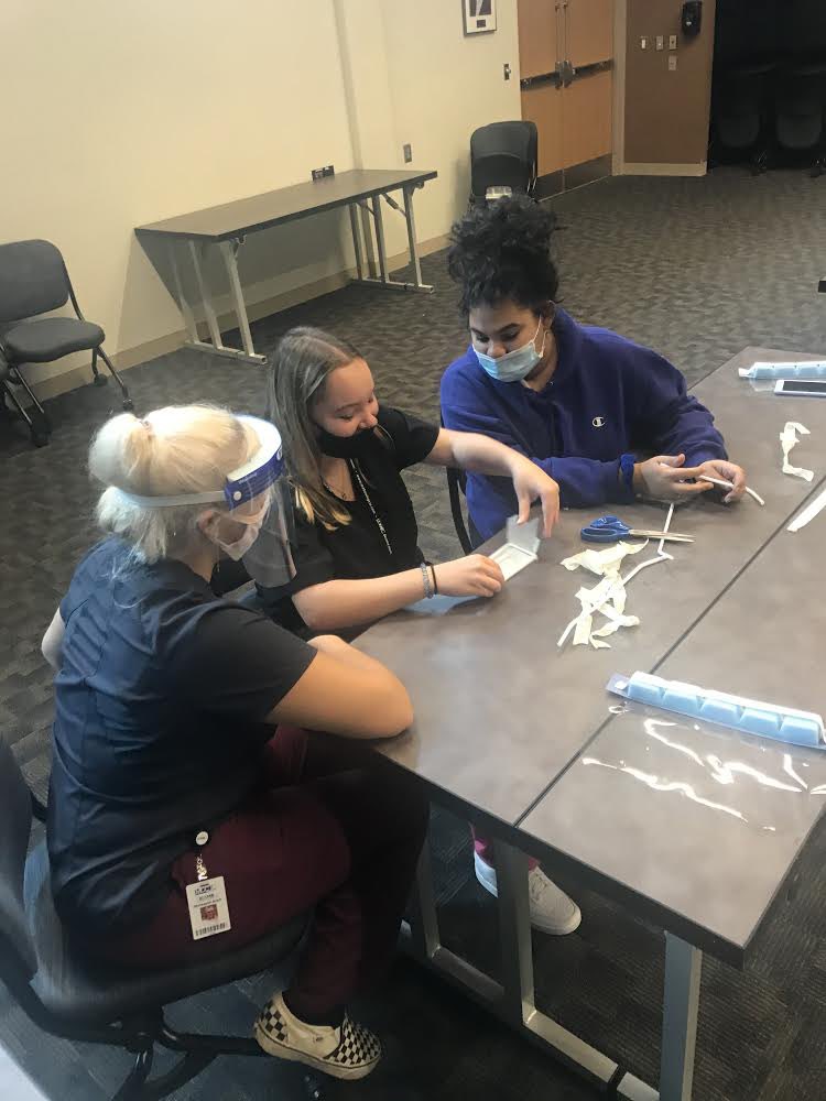 MaraBanfield's tweet photo. What an exciting week in Allied Health and Pre-Nursing! We had some team building activities and Simulated STNA! @jcene2019  @PrincipalZ  @marina13_s  @MCCTCcbi  @STEMAcademy2 @CoachCampbell75 https://t.co/SBSYrVUi1p