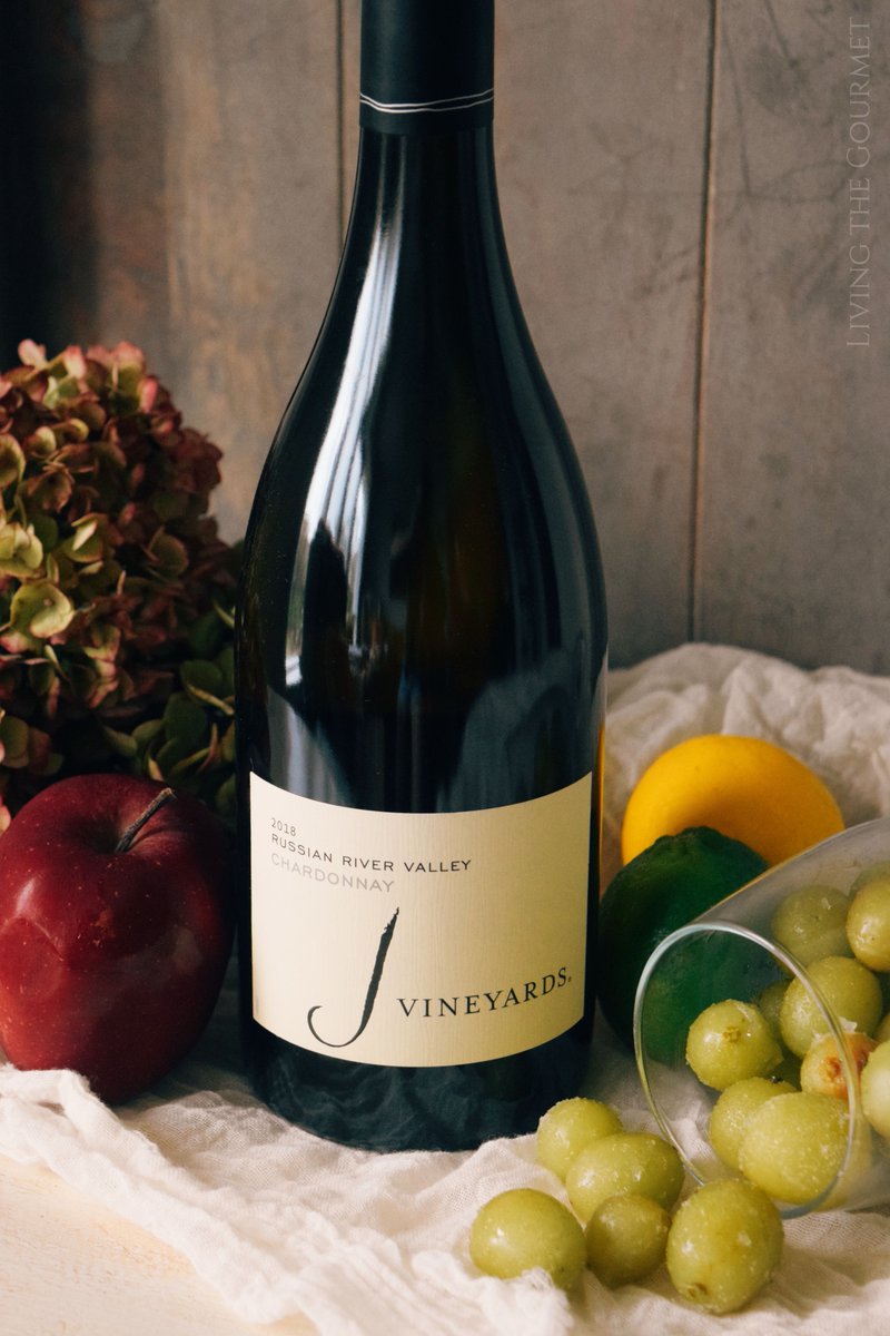 LTGfood's tweet photo. AD | Today we’re reviewing a 2018 Chardonnay courtesy of @JWinery , located on the Russian River Valley in Sonoma County, California, and we’re doing so in collaboration with our friends over at @vinopalapp ➡️https://t.co/uK9vJRwsM9 #LTGcellar https://t.co/2xaXwijbIh