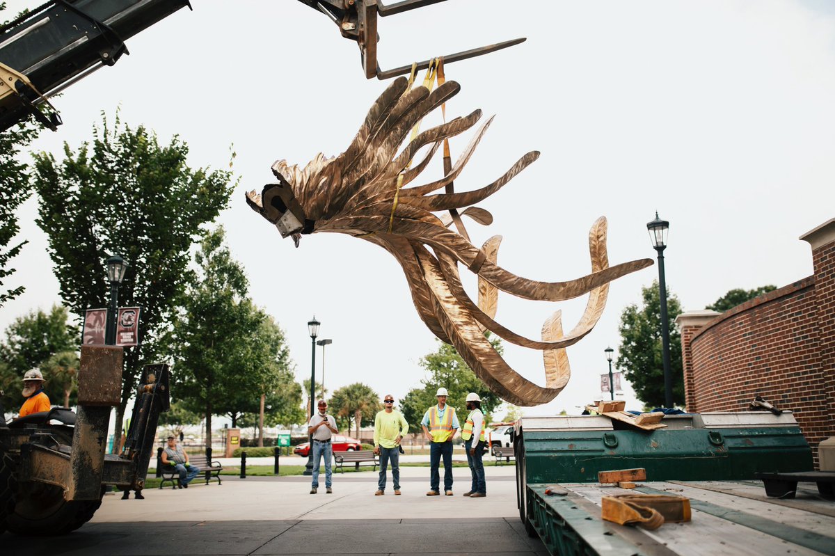 GamecockFB's tweet image. Thankful to the generous donors who made this possible.

It’s here 🤙