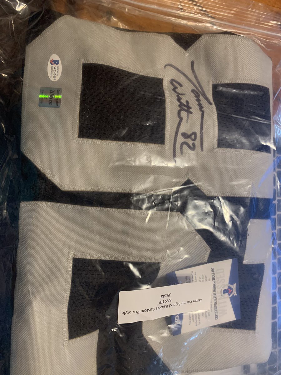 Brad Weiss (@bweissfs) on Twitter photo Last giveaway before the regular season kicks off! Retweet this and follow me to win this Jason Witten signed jersey!! Will pick a winner before kickoff Sunday! #RaiderNation Last giveaway before the regular season kicks off! Retweet this and follow me to win this Jason Witten signed jersey!! Will pick a winner before kickoff Sunday! #RaiderNation