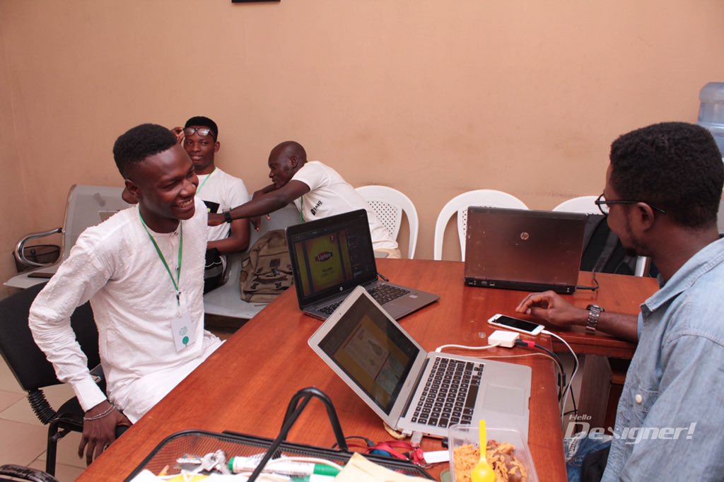 tEeJustine's tweet photo. Congratulations to our students at the just concluded #HelloDexigner hosted by @teejustifies Trust me the last 8 days with this creatives in the studio was priceless.
I felt grateful for choosing me to share knowledge & also tutor them in the area of graphics design.
WatchOut! https://t.co/EAL2M9R938