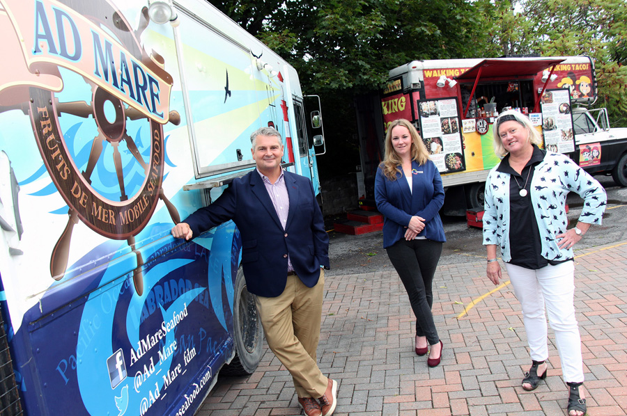 A big virtual high five to Christie Lake Kids for coming up with this fantastic fundraising initiative.
obj.ca/article/social… <a href="/ChristieLake/">Christie Lake Kids</a> <a href="/TamarackHomes/">Tamarack Homes</a> <a href="/UnrefinedOlive/">The Unrefined Olive</a> #supportlocal #Ottawa #OttNews