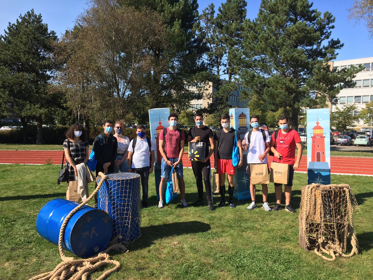 UBO_UnivBrest's tweet photo. Bravo aux étudiants vainqueurs de l’ #escaperun de la #rentree2020 👏 https://t.co/LXMVHXdFLy