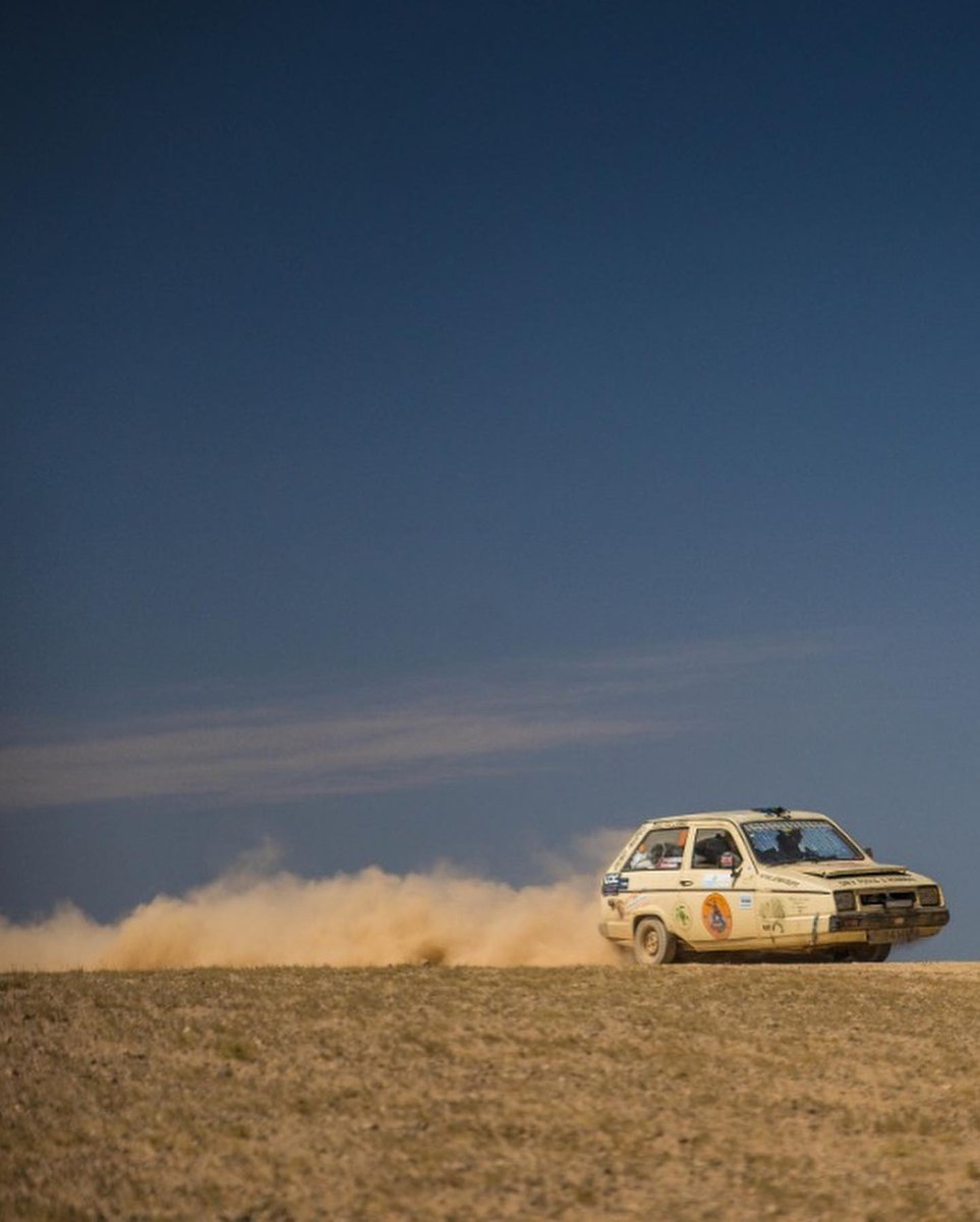 mongolrallylive's tweet photo. "It was a year ago [ish] we took on the Pamir Highway in true @jeremyclarkson1 / @itsthegrandtour style in a 1984 reliant robin! 

"The 4’655m pass was however a little to much for the tiny brakes, leaving us only one choice.

📸 @p.j.deacon on the #MongoRally 2019 https://t.co/ys8weTB4vz