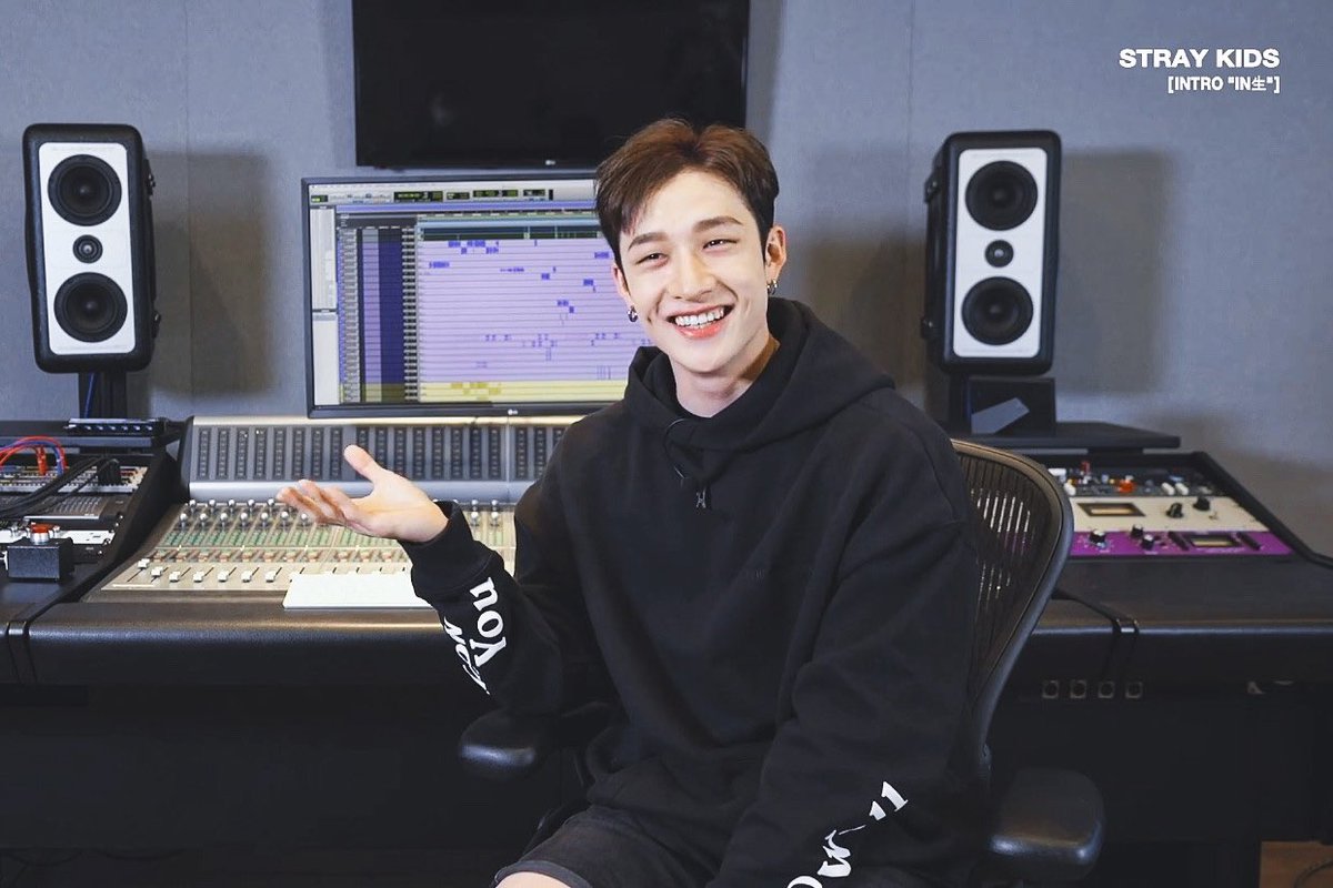 bangchanpic's tweet photo. https://t.co/PK3wXb1jF4