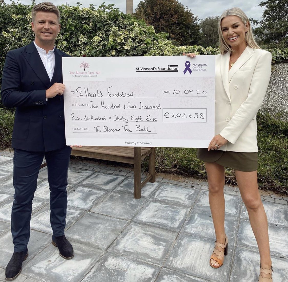 Very proud of @pipsypie and @brianormond79 for helping to raise such an incredible total for St. Vincent’s Foundation to help fund the Jenny McGovern Pancreatic Cancer Clinical Database 👏🏼