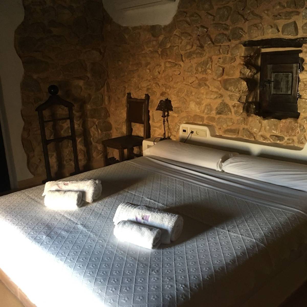 Ibizaislandvillas.com tweet media