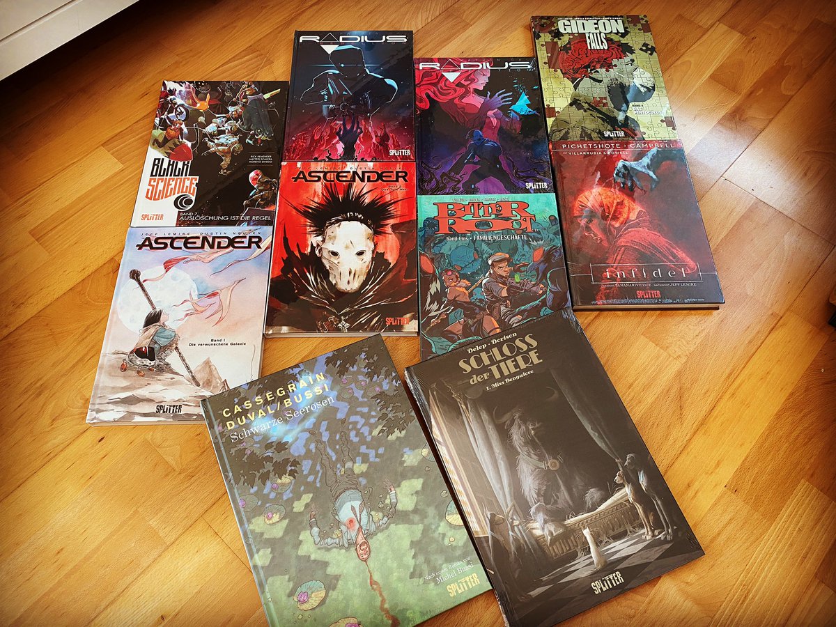 Vincisblog's tweet photo. Heute ist großer #Splitter #Liefertag 🤩🤩🤩
Zusammenfassung:
- #Ascender 1 & 2
- #Radius 1 & 2
- #BlackScience 7
- #GideonFalls 4
- #BitterRoot 1
- #Infidel
- #SchlossDerTiere
- #SchwarzeSeerosen
@SplitterVerlag #comic #comics #comicbook #comicbuch #loot #comicloot #lesen https://t.co/NIWicWruZH