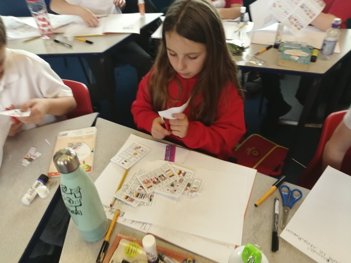 CraigfelenP's tweet photo. #cfp56 created World War Two timelines this afternoon. #cfphis https://t.co/3mbbcCXM2b